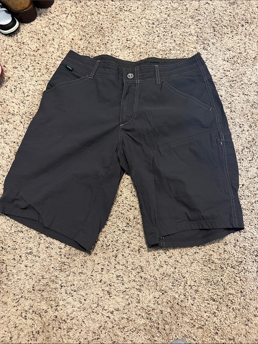 Men's Kuhl size 32 Charcoal Outdoor Performance Shorts